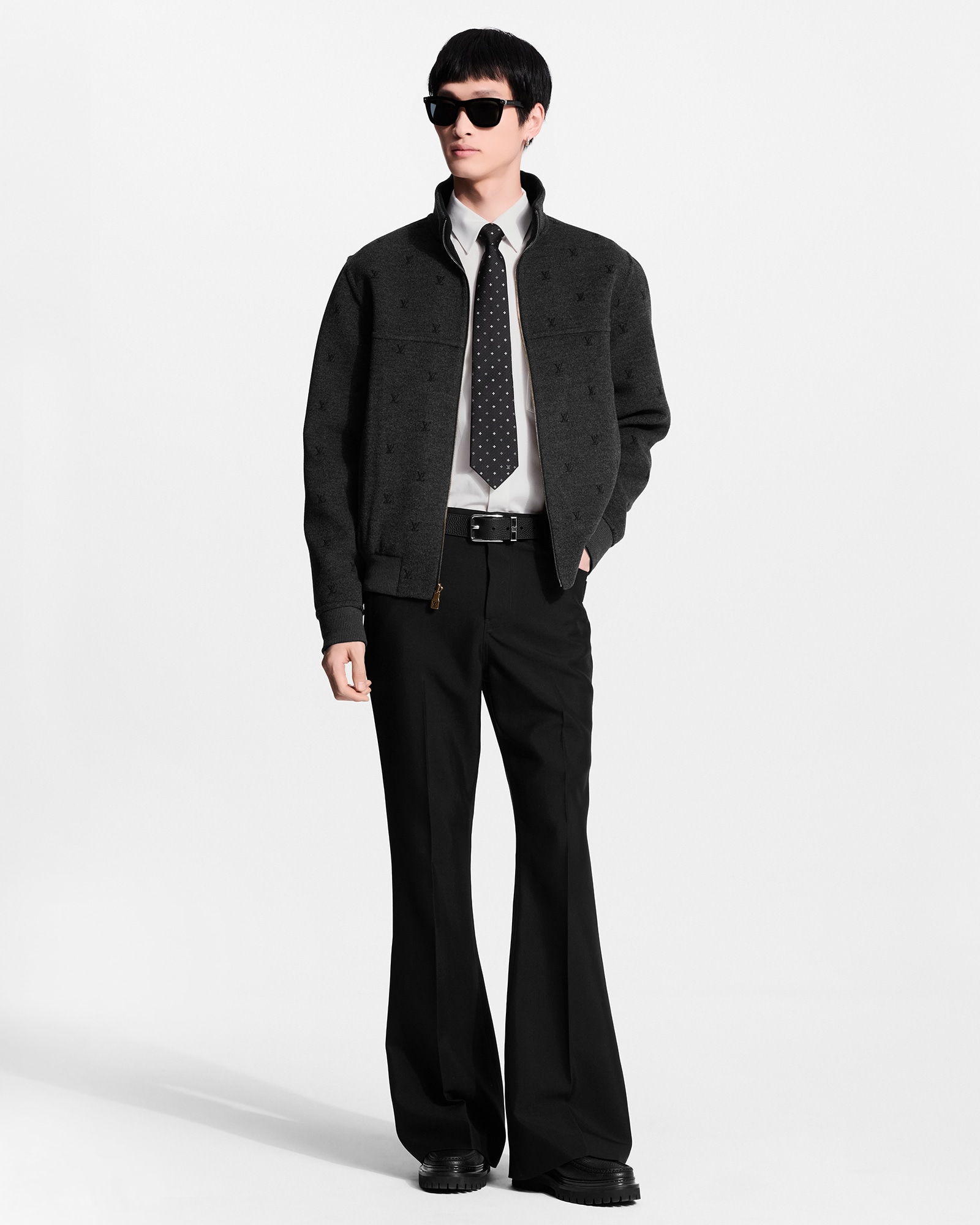 フープピアス・LV バンブー 単品 S00｜ルイ・ヴィトン 公式サイト - M03304